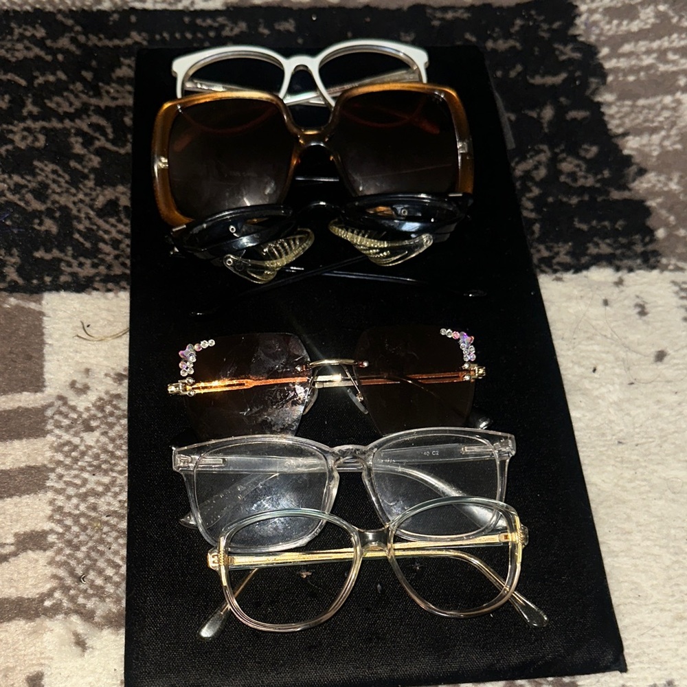 Lot of Six Mixed glasses